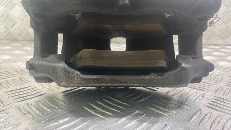 Pinza freni anteriore sinistra BMW X1 F48 PHASE 1 Diésel - 1