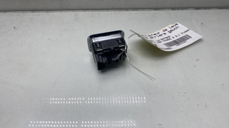 Interruttore lavacristalli posteriore sinistro MERCEDES CLASSE C 204 PHASE 2 Diésel - 1
