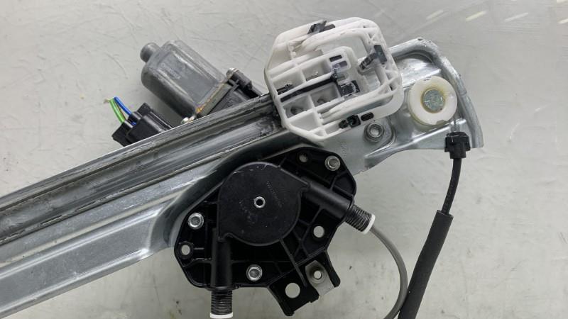 Alzacristalli elettrico anteriore sinistro FORD KUGA 2 PHASE 2 Gasolina/Etanol - 1