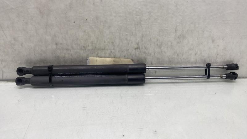 Verin de coffre RENAULT CLIO 3 PHASE 1 Diesel - 1