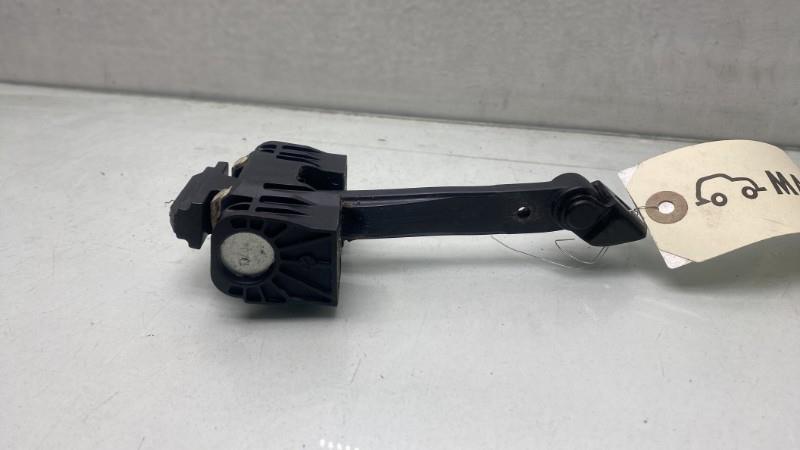 Arresto portiera anteriore sinistra BMW X1 E84 PHASE 2 Diésel - 1