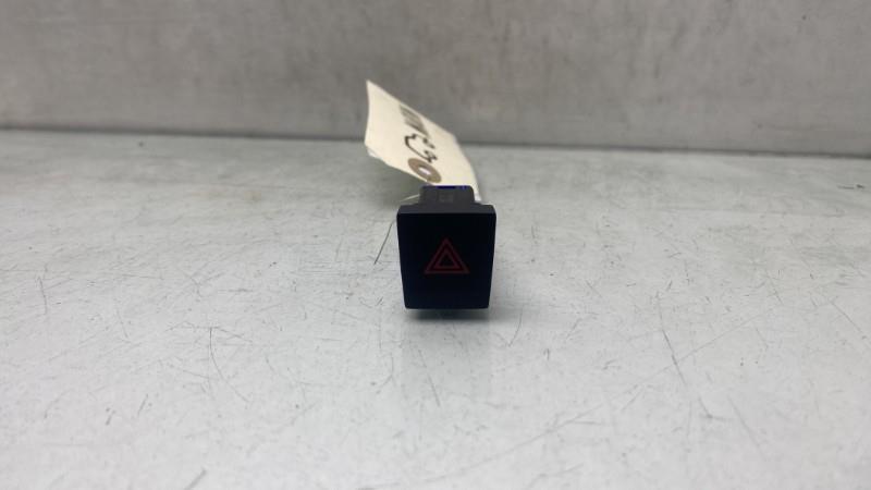 Bouton de warning SEAT ARONA PHASE 1 Essence - 1