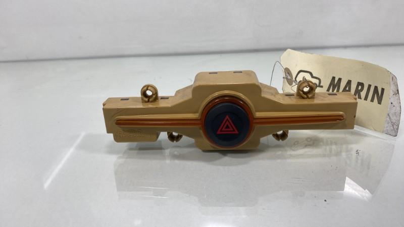Bouton de warning KIA CARENS 3 Diesel - 1