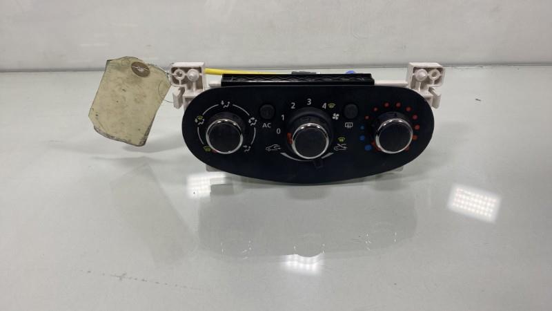 Commande chauffage DACIA SANDERO 2 PHASE 1 Essence - 1