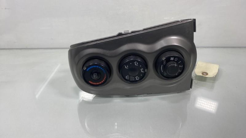Commande chauffage TOYOTA YARIS 2 PHASE 1 Diesel - 1