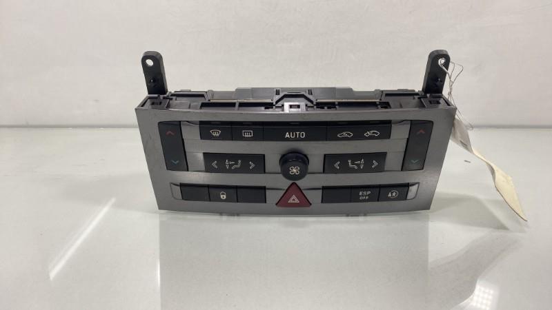 Commande chauffage PEUGEOT 407 PHASE 1 BREAK Diesel - 1
