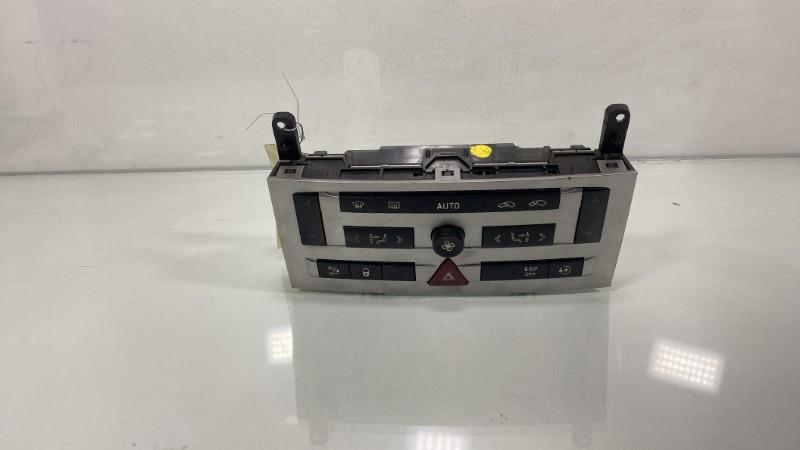 Commande chauffage PEUGEOT 407 PHASE 1 Diesel - 1
