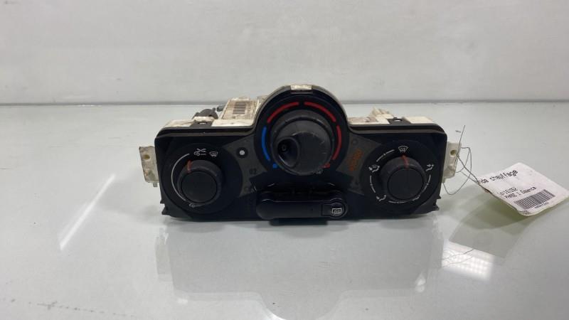 Commande chauffage RENAULT MEGANE 2 PHASE 1 Essence - 1
