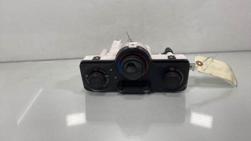Commande chauffage RENAULT CLIO 3 PHASE 2 Diesel - 1