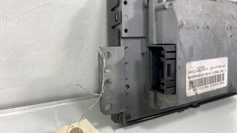 Ecran GPS PEUGEOT 207 PHASE 1 Diesel - 1