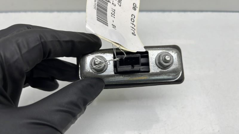 Bouton de coffre AUDI A1 1 PHASE 1 Essence - 1