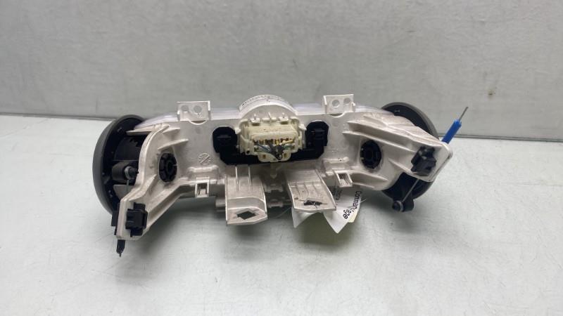 Commande chauffage TOYOTA AYGO 1 PHASE 1 Essence - 1