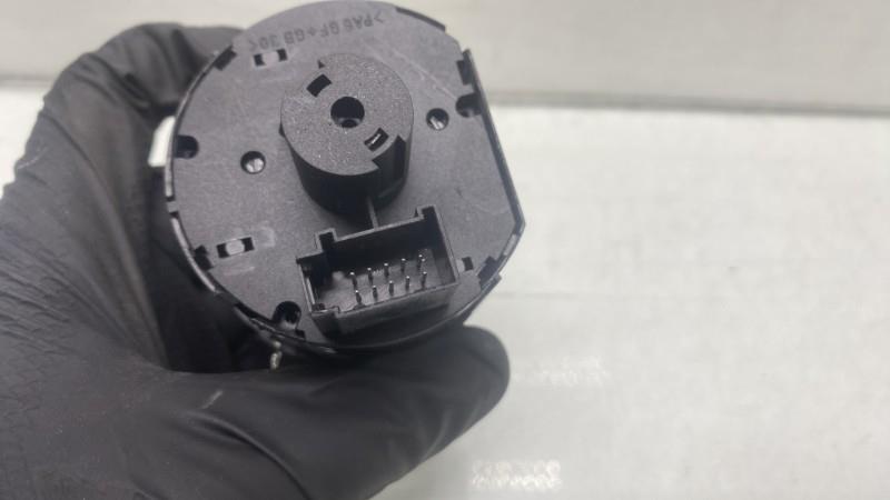 Commande de phare VOLKSWAGEN TOURAN 1 PHASE 2 Diesel - 1