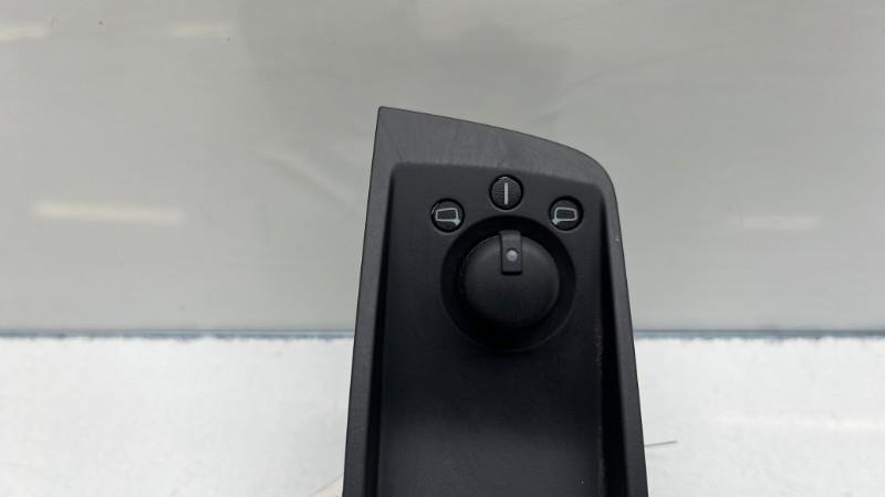Commande retroviseurs AUDI A1 1 PHASE 1 Essence - 1