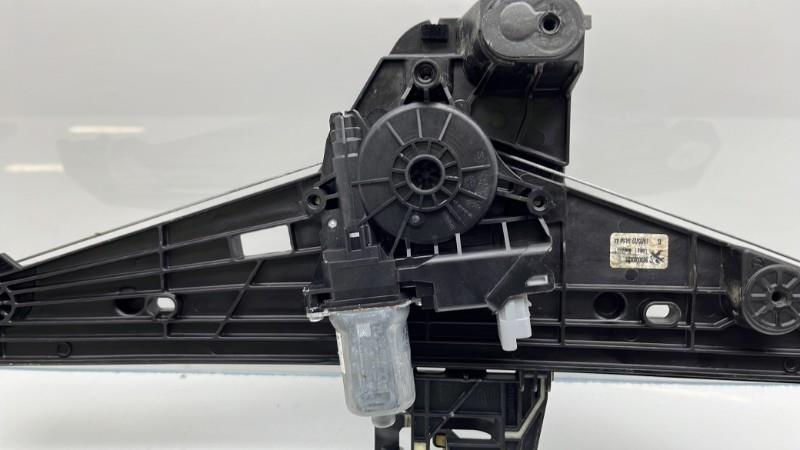 Alzacristalli elettrico posteriore sinistro PEUGEOT 2008 2 Gasolina - 1