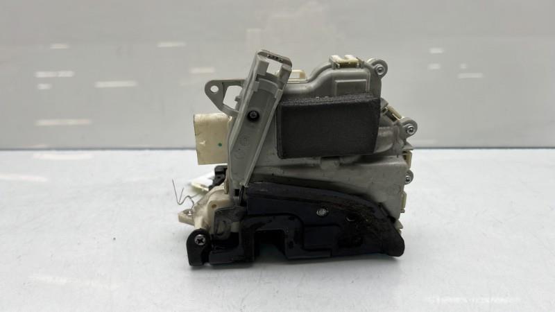 Serrure avant droit AUDI A1 1 PHASE 1 Diesel - 1