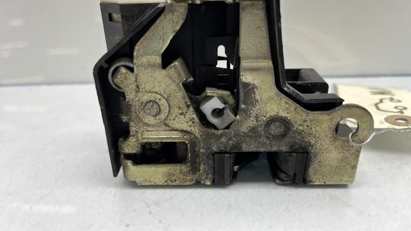 Serrure avant gauche RENAULT CLIO 2 PHASE 2 Essence - 1