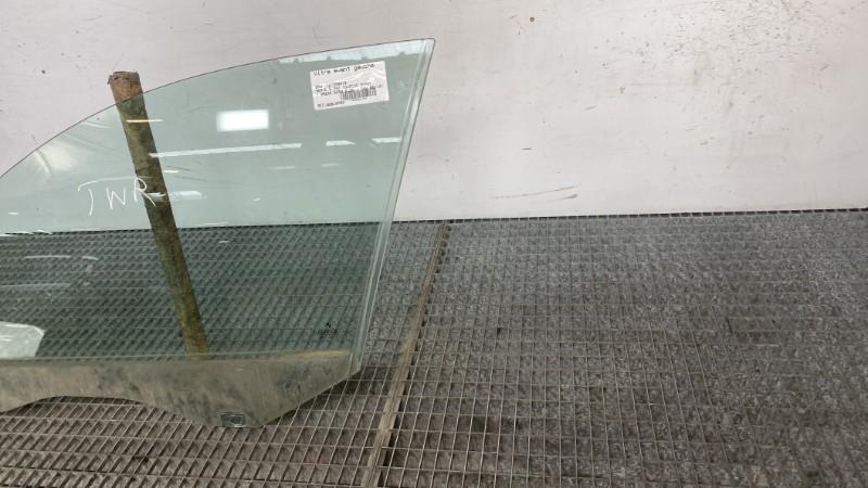 Vitre avant gauche BMW SERIE 5 E61 TOURING PHASE 1 BREAK Diesel - 1