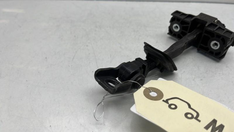 Arresto portiera posteriore destra VOLKSWAGEN POLO 5 PHASE 2 Gasolina - 1