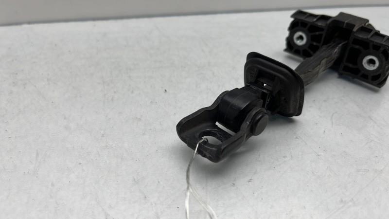Arresto portiera posteriore sinistra VOLKSWAGEN POLO 5 PHASE 2 Gasolina - 1
