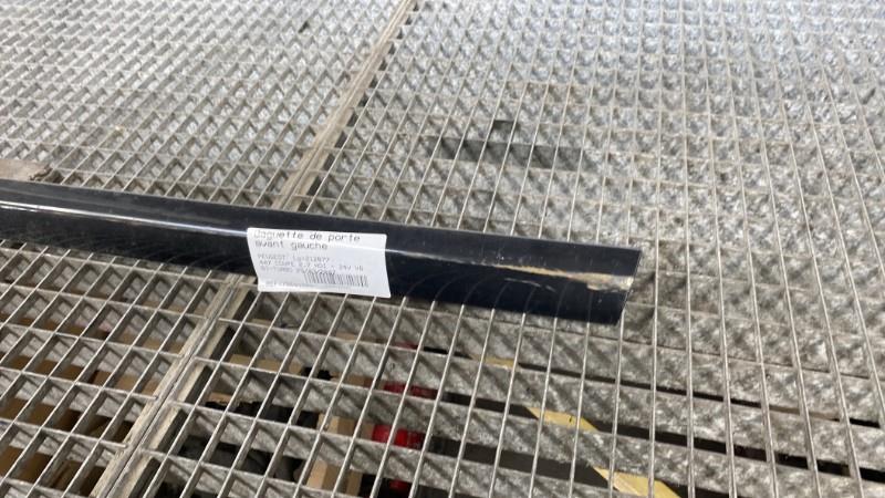 Modanatura portiera anteriore sinistra PEUGEOT 407 COUPE Diésel - 1