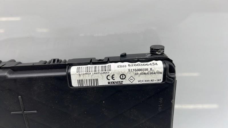 Boitier UCH RENAULT SCENIC 2 PHASE 1 Diesel - 1