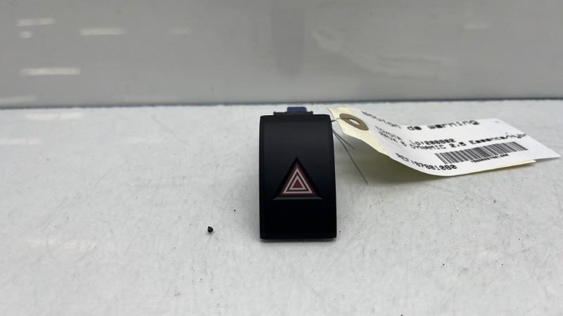 Bouton de warning TOYOTA RAV4 5 Essence/Hybride - 1
