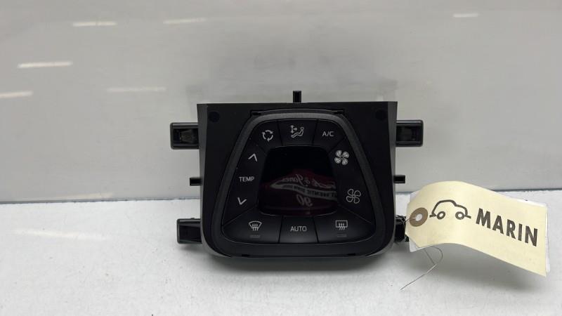 Commande chauffage PEUGEOT 108 Essence - 1