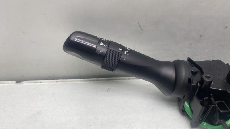 Commodo phare TOYOTA YARIS 3 PHASE 2 Essence - 1