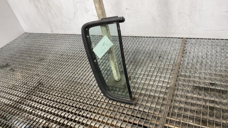 Vetro laterale fisso posteriore destro (portiera) SUZUKI SWIFT 3 Gasolina - 1