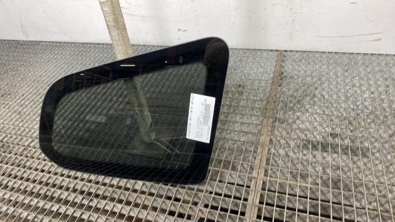 Custode arriere droit DACIA DUSTER 2 PHASE 1 Essence/Hybride - 1