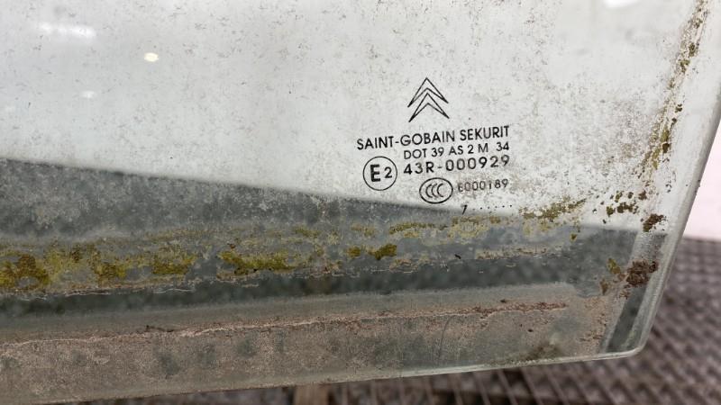 Vitre avant gauche CITROEN C4 1 PHASE 1 COUPE Essence - 1