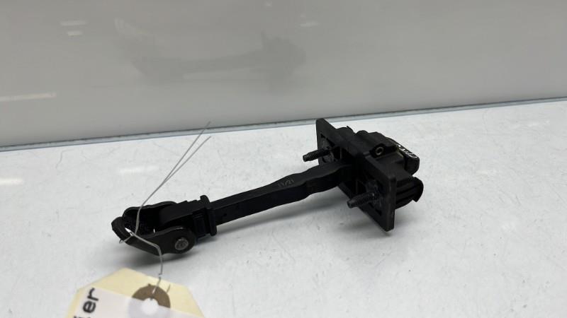 Arresto portiera posteriore sinistra PEUGEOT 5008 2 PHASE 2 Diésel - 1