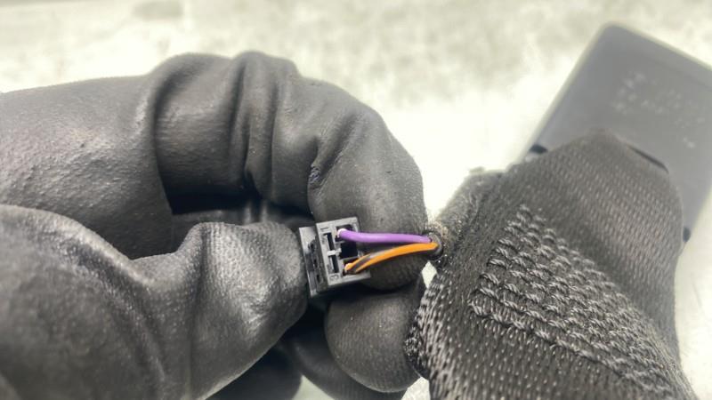 Aggancio cintura sicurezza posteriore sinistro BMW SERIE 1 F21 PHASE 2 Diésel - 1
