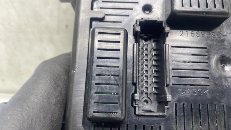 Boitier UCH RENAULT MODUS PHASE 1 Diesel - 1