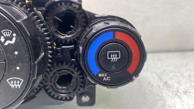 Commande chauffage FORD FIESTA 6 PHASE 2 Diesel - 1