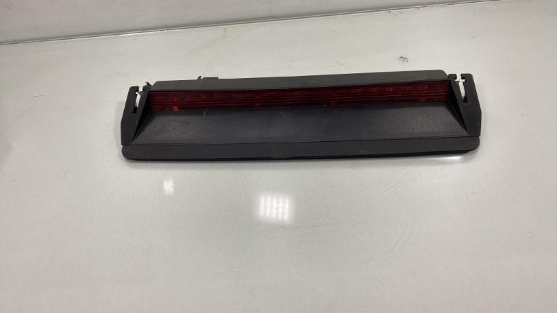 Luce stop centrale VOLKSWAGEN PASSAT 5 Diésel - 1
