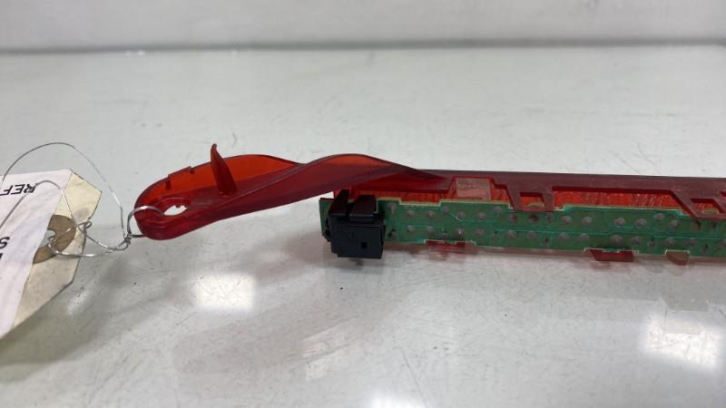 Feu arriere stop central BMW SERIE 1 E87 PHASE 2 Diesel - 1