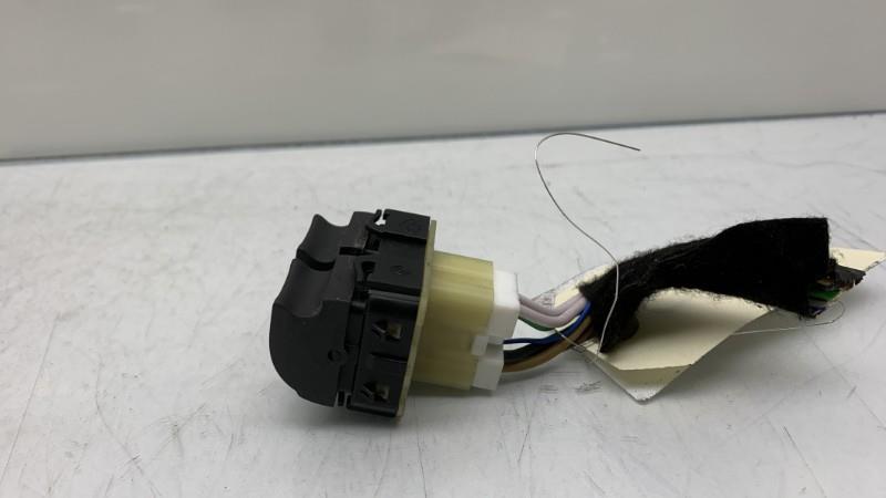 Interruttore lavacristalli anteriore sinistro RENAULT CLIO 4 PHASE 2 Gasolina - 1