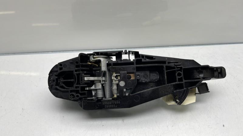 Maniglia portiera posteriore sinistra PEUGEOT 208 2 Gasolina - 1