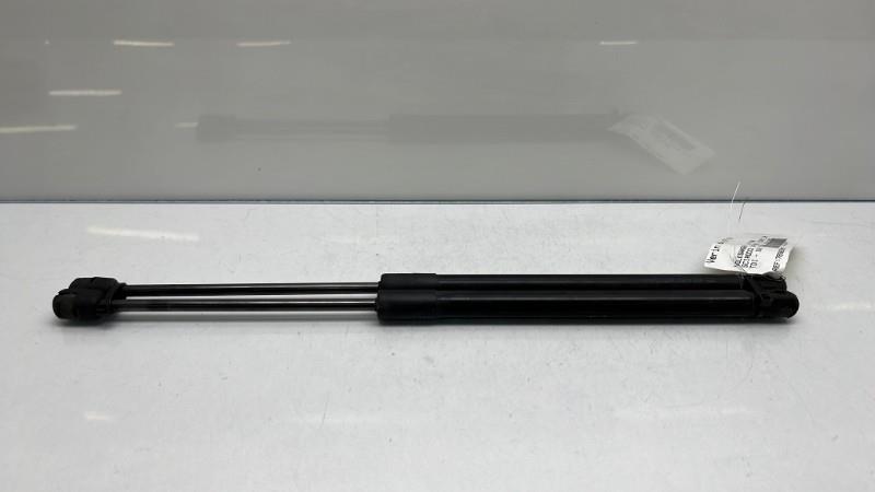 Verin de coffre VOLKSWAGEN SCIROCCO 3 PHASE 2 COUPE Diesel - 1