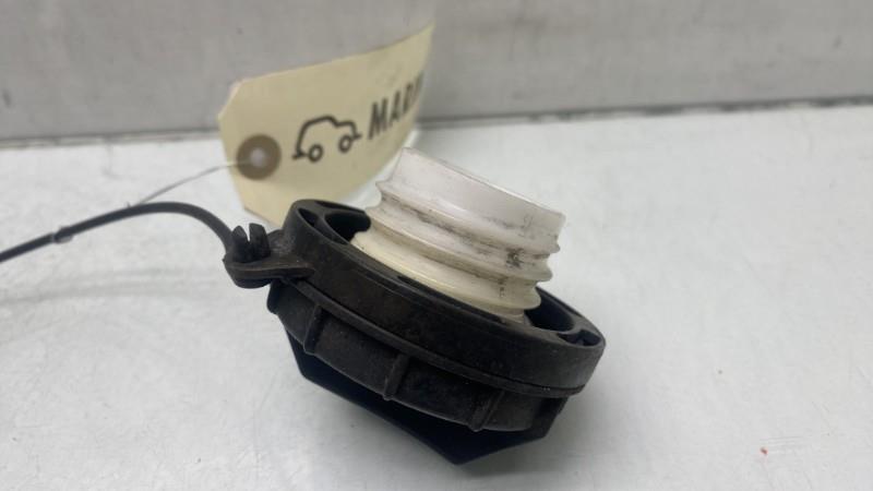 Bouchon de carburant KIA RIO 4 PHASE 1 Essence - 1