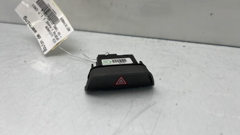Bouton de warning KIA SPORTAGE 3 PHASE 1 Diesel - 1