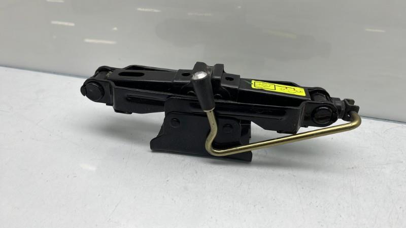 Cric CITROEN C3 1 PHASE 1 Essence - 1