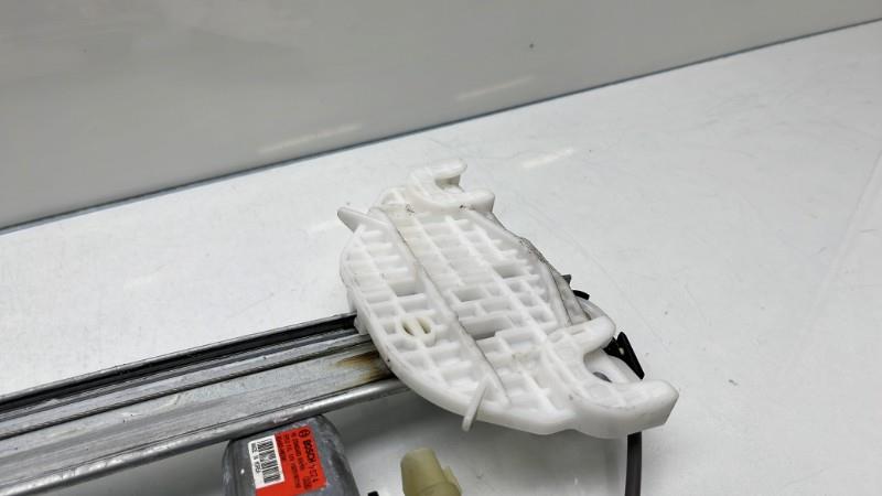 Alzacristalli elettrico posteriore destro KIA RIO 4 PHASE 1 Gasolina - 1