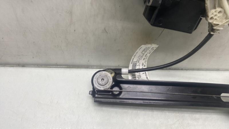 Alzacristalli manuale posteriore destro VOLKSWAGEN POLO 5 PHASE 1 Diésel - 1