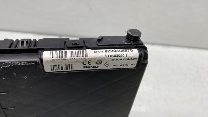 Boitier UCH RENAULT MEGANE 2 PHASE 1 Diesel - 1