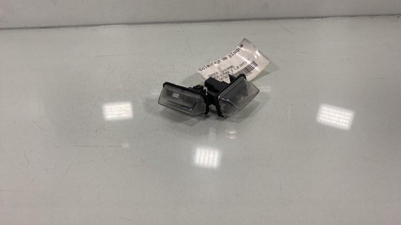 Eclairage de plaque TOYOTA YARIS 3 PHASE 2 Essence - 1