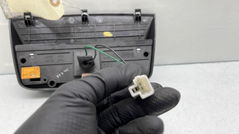 Feu arriere stop central HYUNDAI SONATA 5 Diesel - 1