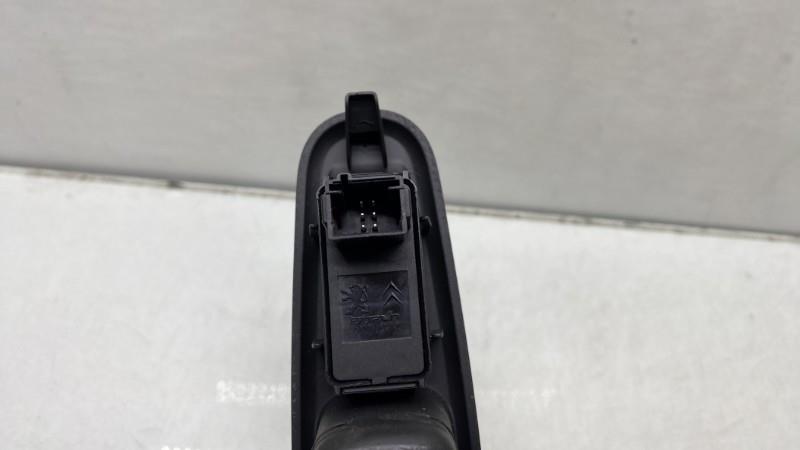 Interruttore lavacristalli posteriore sinistro PEUGEOT 3008 1 PHASE 1 Diésel - 1